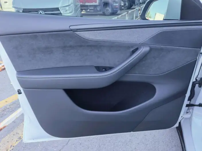 Model Y 2025 Model Long Battery Life Pro All-wheel drive version – фото 8