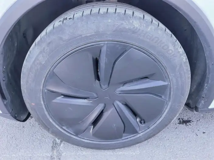 Model Y 2025 Model Long Battery Life Pro All-wheel drive version – фото 10