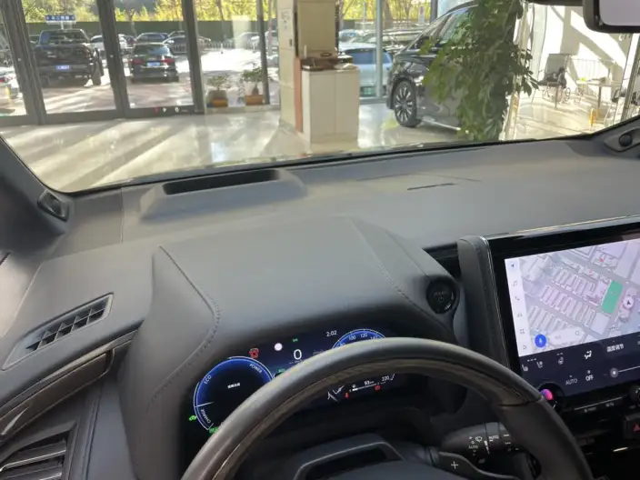 Elfa 2023 Model 2.5L Intelligent Hybrid 4WD Premium – фото 8