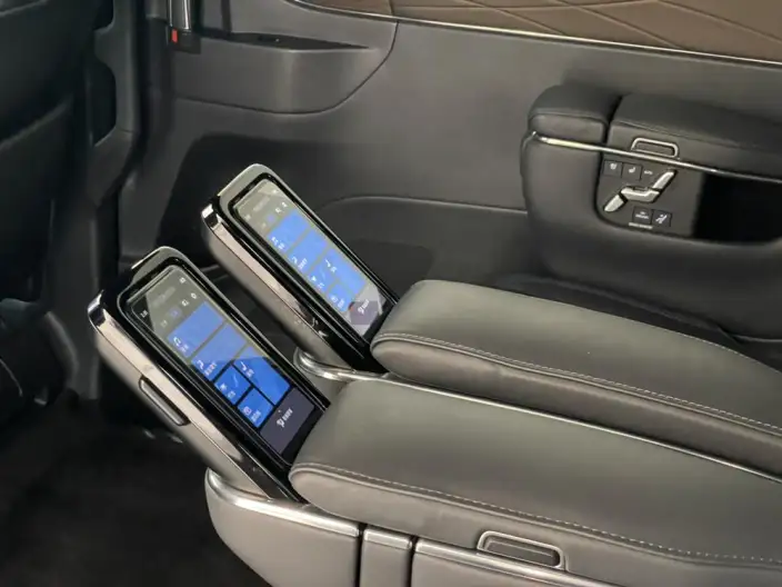 Elfa 2023 Model 2.5L Intelligent Hybrid 4WD Premium – фото 10