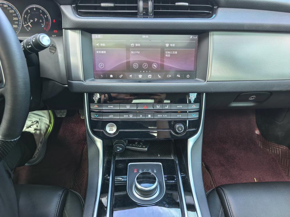 Jaguar XFL Модель 2020 года 2.0T P200 2WD Elite Edition – фото 7