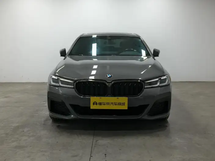 BMW 5 Series Imported 2022 Model Facelift 530i M Sports Set – фото 2