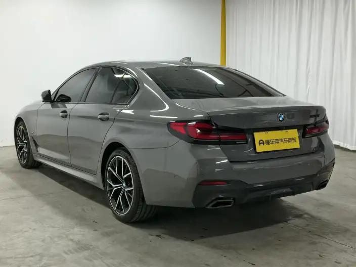 BMW 5 Series Imported 2022 Model Facelift 530i M Sports Set – фото 5
