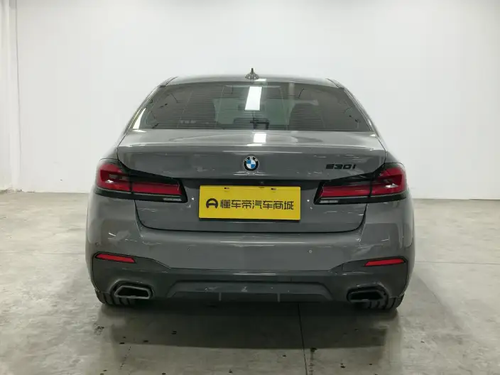 BMW 5 Series Imported 2022 Model Facelift 530i M Sports Set – фото 6