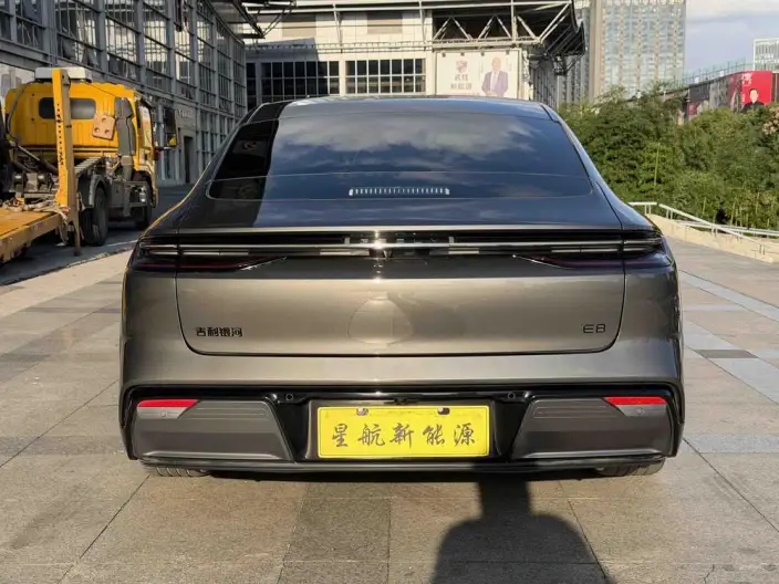 Geely Galaxy E8 2024 Model 620km Galaxy Performance version – фото 5