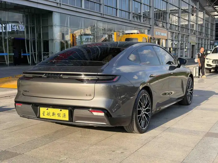 Geely Galaxy E8 2024 Model 620km Galaxy Performance version – фото 6