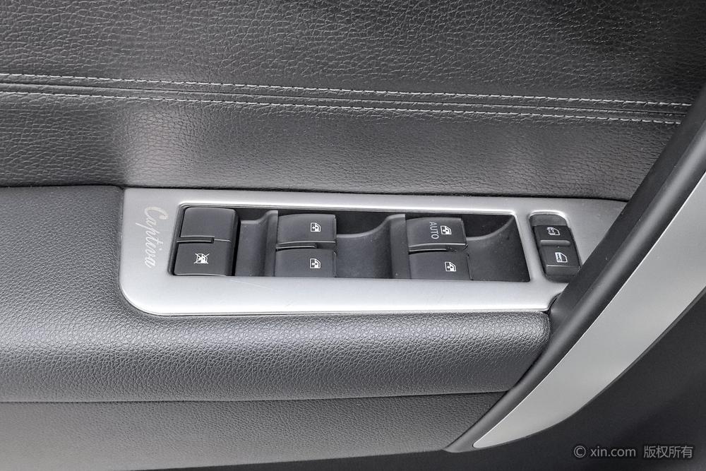 Chevrolet Captiva 2014 модификация 2.4L 2WD City Edition 7 seat – фото 11