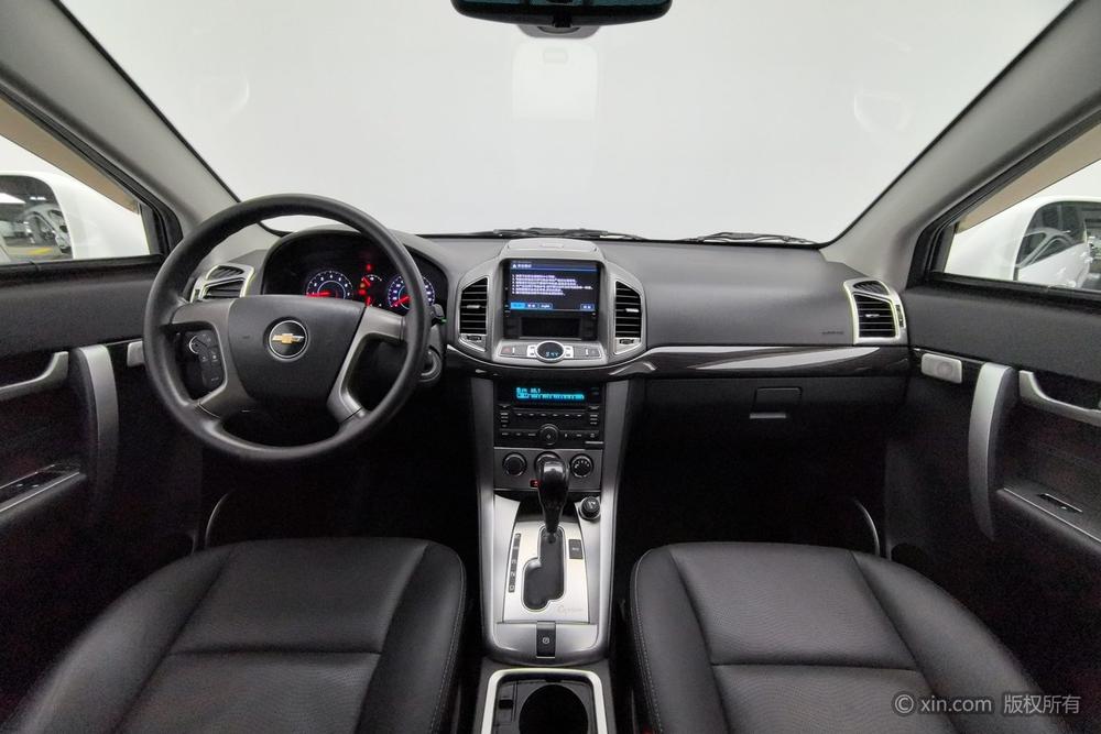 Chevrolet Captiva 2014 модификация 2.4L 2WD City Edition 7 seat – фото 14