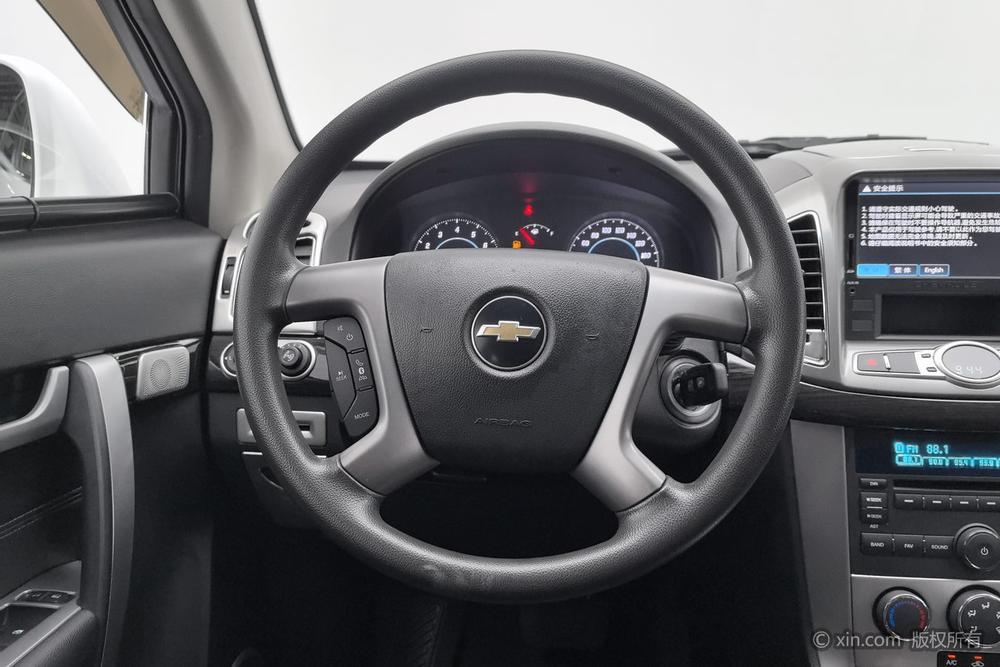 Chevrolet Captiva 2014 модификация 2.4L 2WD City Edition 7 seat – фото 15