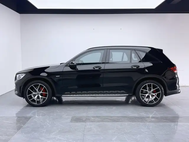 Mercedes-Benz GLC 2022 Model Facelift GLC 300 L 4MATIC Dynamic Model Collector Edition – фото 4