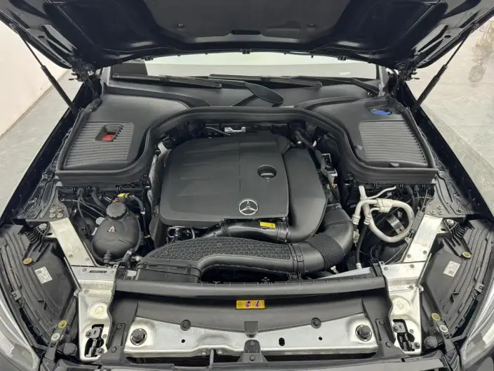 Mercedes-Benz GLC 2022 Model Facelift GLC 300 L 4MATIC Dynamic Model Collector Edition – фото 10