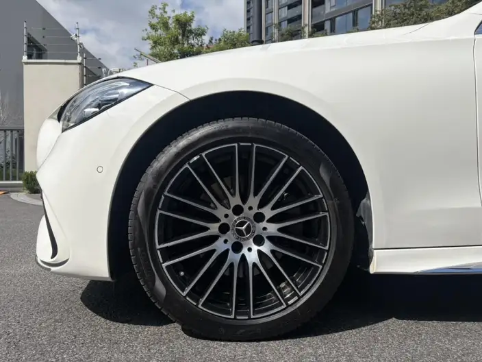 Mercedes-Benz C-Class 2025 Model C 200 L Sports Edition – фото 7