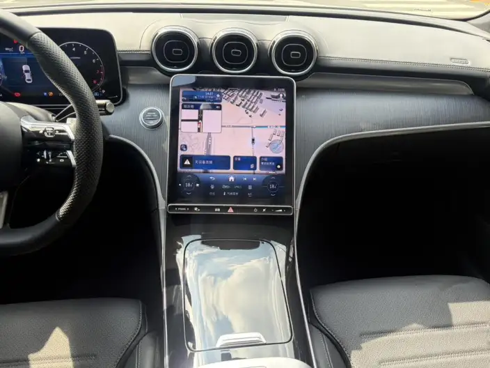Mercedes-Benz C-Class 2025 Model C 200 L Sports Edition – фото 10