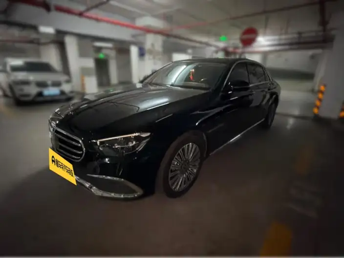 Mercedes-Benz E-Class 2023 Model E 300 L Luxury Model sedan – фото 1