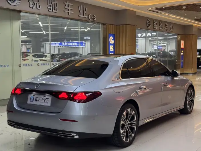 Mercedes-Benz E-Class 2025 Model E 300 L Luxury Model sedan – фото 7
