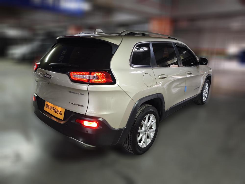 Jeep Cherokee 2017 2.4L Leading – фото 7