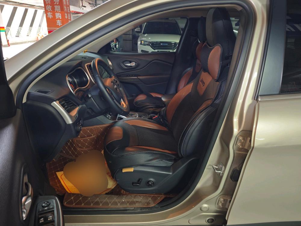 Jeep Cherokee 2017 2.4L Leading – фото 13