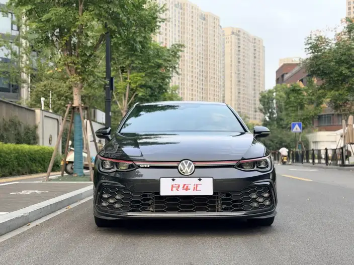 Volkswagen Golf GTI 2021 Model 380TSI DSG GTI – фото 2