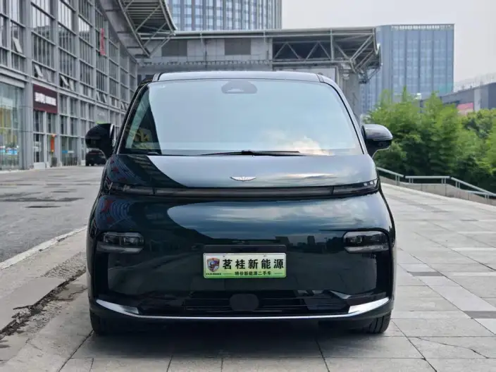 L EV C L380 2024 Model 140kWh 6 seat 4WD Ultra – фото 8