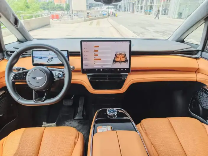 L EV C L380 2024 Model 140kWh 6 seat 4WD Ultra – фото 9