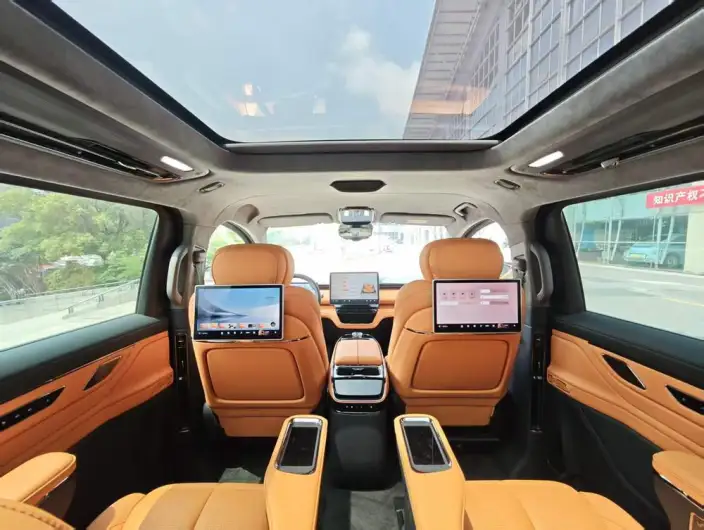L EV C L380 2024 Model 140kWh 6 seat 4WD Ultra – фото 10