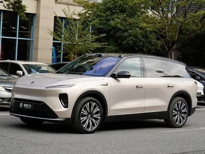 NIO ES8 2024 Model 75kWh – фото 1