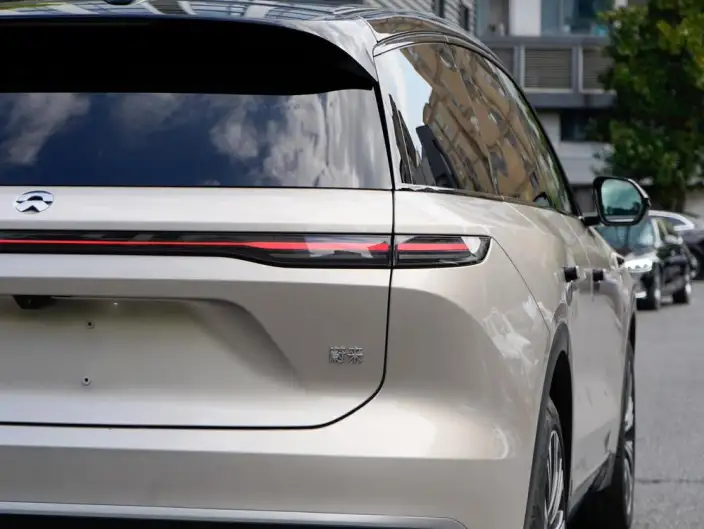 NIO ES8 2024 Model 75kWh – фото 6