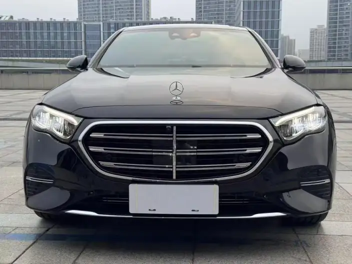 Mercedes-Benz E-Class 2025 Model E 300 L Fashion Model sedan – фото 2