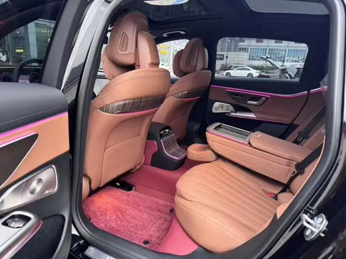 Mercedes-Benz E-Class 2025 Model E 300 L Fashion Model sedan – фото 10
