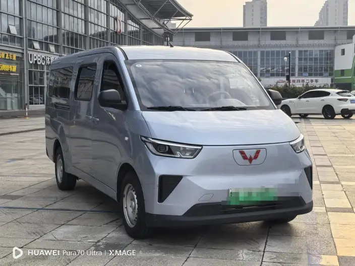 Wuling Yangguang 2024 Model 300km Comfort Model Passenger car Edition 75kW – фото 3