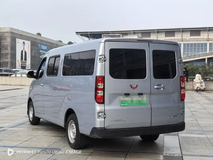 Wuling Yangguang 2024 Model 300km Comfort Model Passenger car Edition 75kW – фото 4