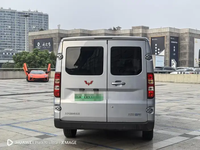 Wuling Yangguang 2024 Model 300km Comfort Model Passenger car Edition 75kW – фото 5