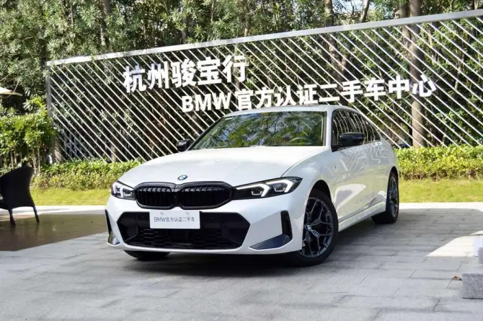 BMW 3 Series 2025 Model 330Li M Sports Night Set – фото 1