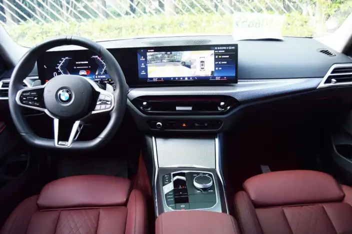 BMW 3 Series 2025 Model 330Li M Sports Night Set – фото 9