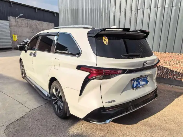 Granvia 2024 Model Intelligent Hybrid 2.5L 2WD Deluxe Edition