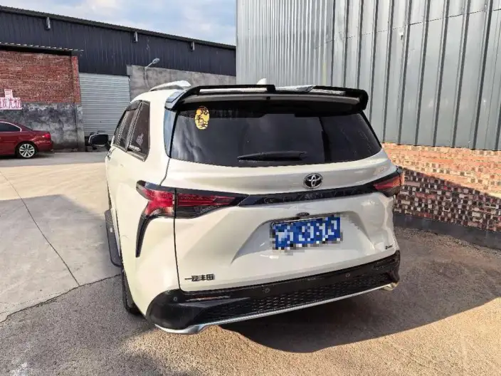 Granvia 2024 Model Intelligent Hybrid 2.5L 2WD Deluxe Edition