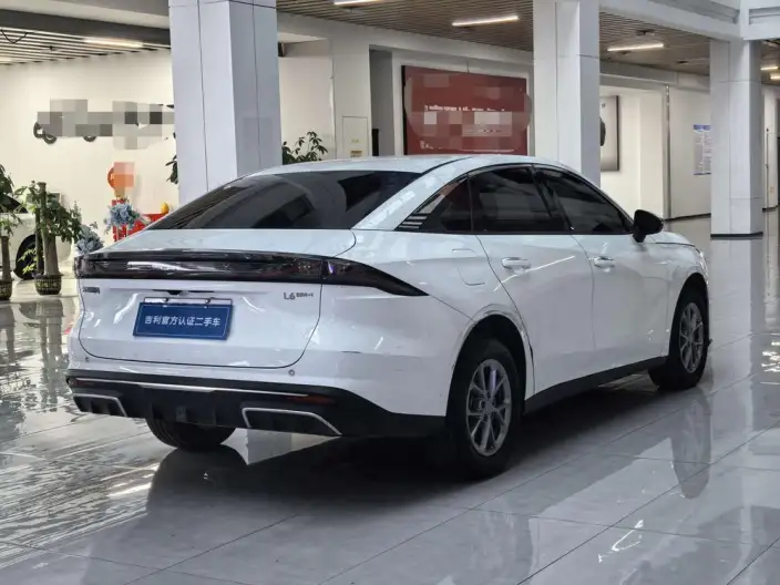 Geely Galaxy L6 2025 Model 1.5 EM-i DHT 60KM Voyage Edition – фото 7