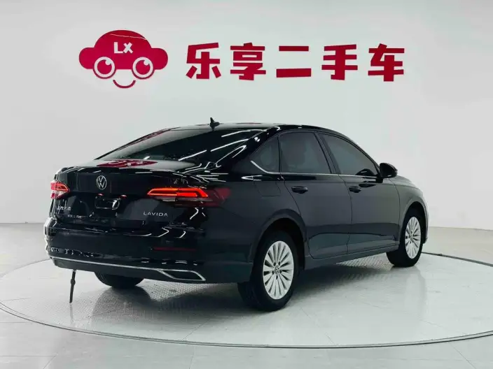 Volkswagen Lavida 2021 Model 1.5L Automatic Comfort Edition – фото 7