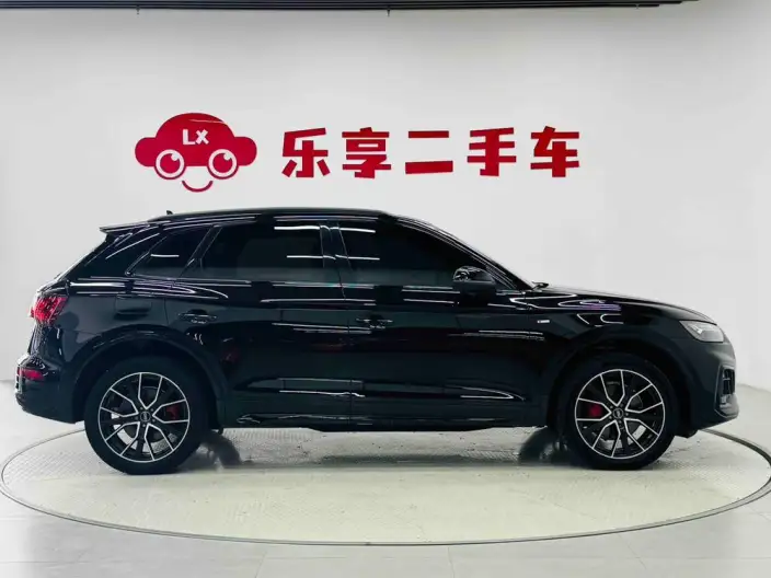 Audi Q5L 2024 Model 45TFSI Luxury Dynamic Model – фото 8