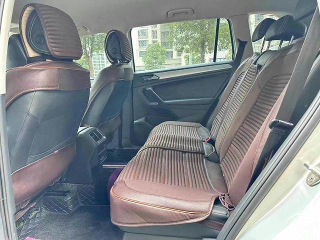 Volkswagen Tiguan L Модель 2020 года 330TSI автоматическое 2WD Fashion edition National V – фото 8