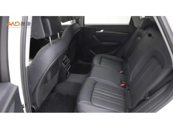 Audi Q5L 2022 Model Facelift 40T Luxury Dynamic Model – фото 8