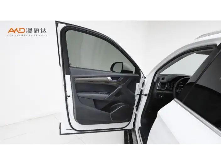 Audi Q5L 2022 Model Facelift 40T Luxury Dynamic Model – фото 9
