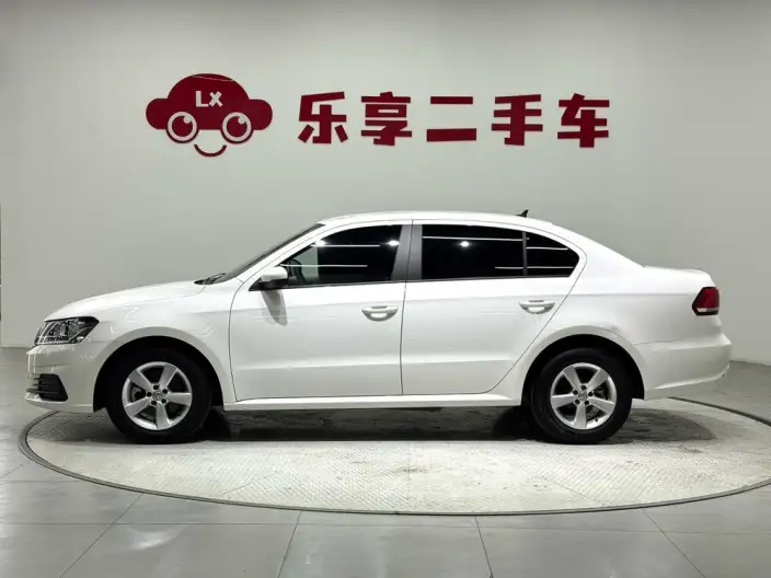 Volkswagen Lavida 2019 Model Voyage 1.5L Automatic Fashion edition China VI – фото 4