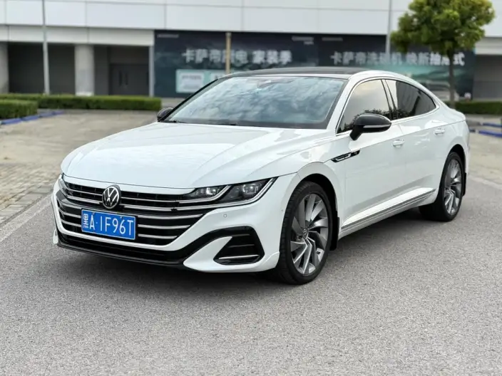 Volkswagen CC 2023 Model 380TSI Eye-catching version