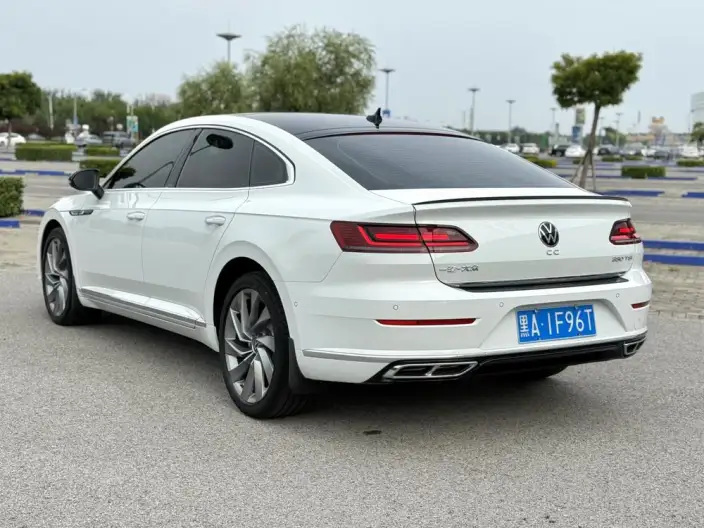 Volkswagen CC 2023 Model 380TSI Eye-catching version – фото 5