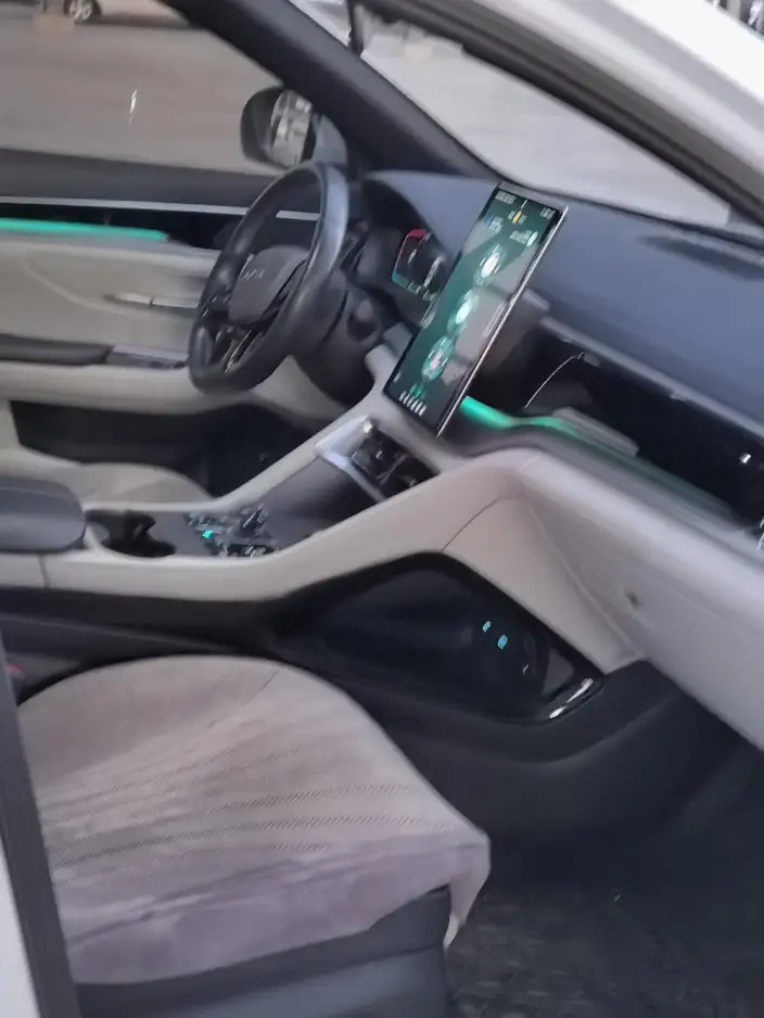 BYD Song PLUS DM 2023 Model DM-i Champion Edition 110KM Flagship Model – фото 7