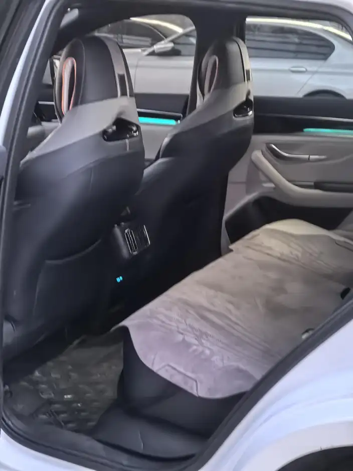 BYD Song PLUS DM 2023 Model DM-i Champion Edition 110KM Flagship Model – фото 9