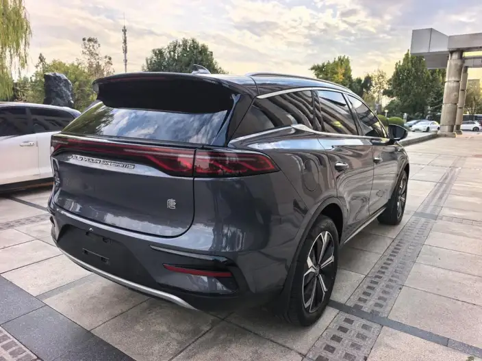 BYD Tang EV 2024 Model Honor Edition 600KM Exclusive Model – фото 6