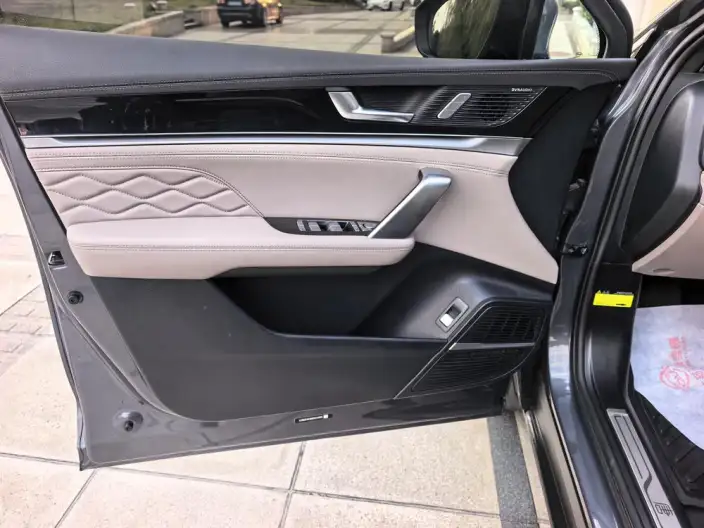 BYD Tang EV 2024 Model Honor Edition 600KM Exclusive Model – фото 9