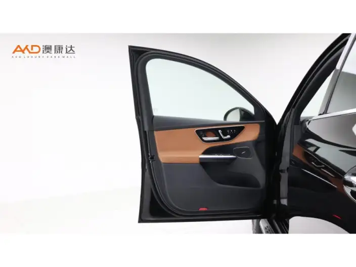 Mercedes-Benz GLC 2025 Model GLC 300 L 4MATIC Dynamic Model 5 seat – фото 9